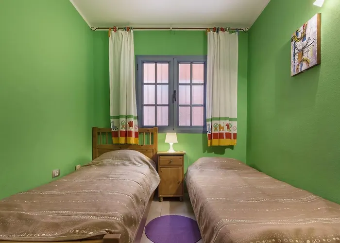 Tenerife Montana Amarilla * لاس غاليتاس