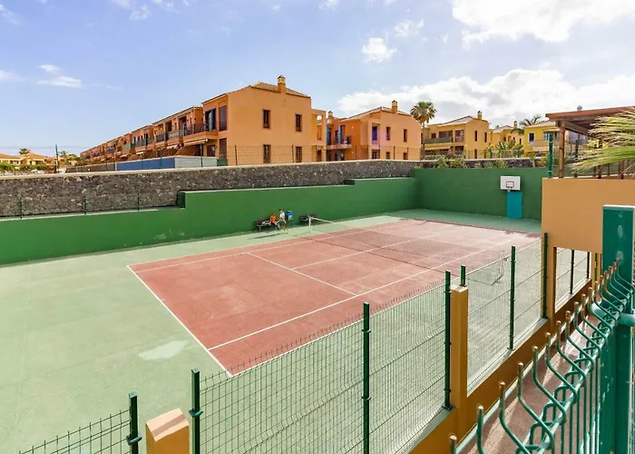 Tenerife Montana Amarilla * لاس غاليتاس